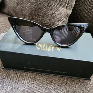 Valley Eyewear Raven Sunglasses